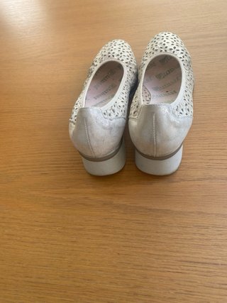 Zapatos Pikolinos cómodos plateados/blancos
