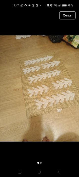 Alfombra decorativo beige y blanco