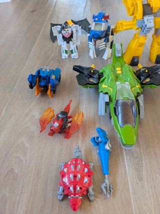 Lote de Transformers (9 figuras)