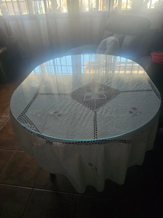 Mesa redonda cristal y madera