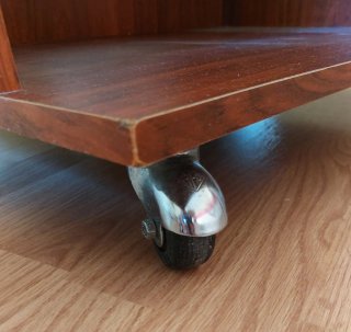 Mesa de ordenador/tv de madera