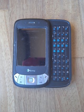 Móvil HTC P4350 Vintage Teclado QWERTY