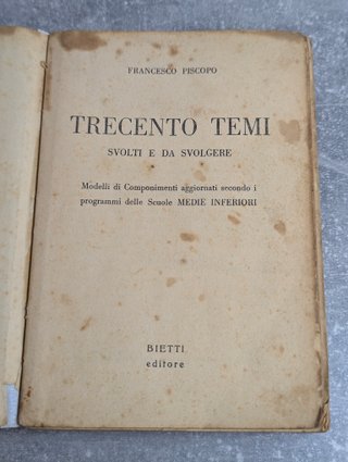 Libro 300 Temi Svolti e da Svolgere" (1961)