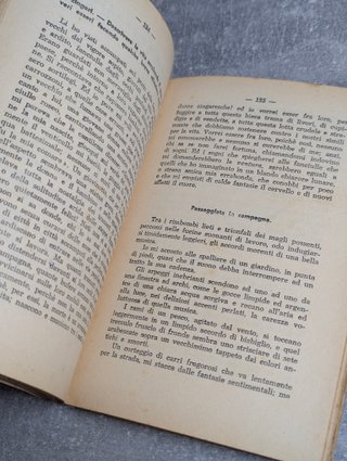 Libro 300 Temi Svolti e da Svolgere" (1961)