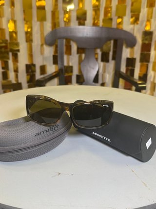Arnette Gafas Sol Montura Marrón Degradada Fundas