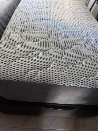 Canapé con colchón 0,90x2m