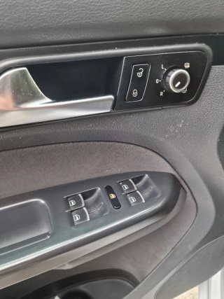 Volkswagen Touran 2012