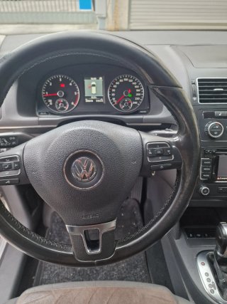 Volkswagen Touran 2012