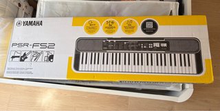 Piano Yamaha PSR-F52