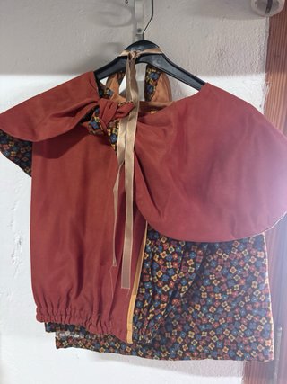 Lote de disfraces y accesorios