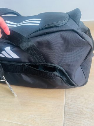 Bolsa deportiva Adidas a estrenar