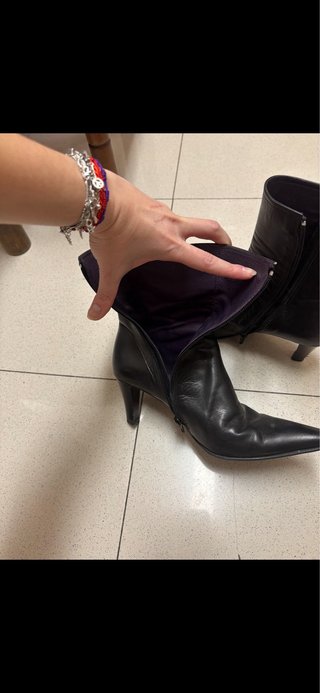 Botines Hispanitas Piel Negros Tacon