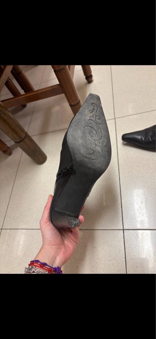 Botines Hispanitas Piel Negros Tacon