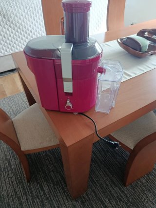 Licuadora para zumos con separadores