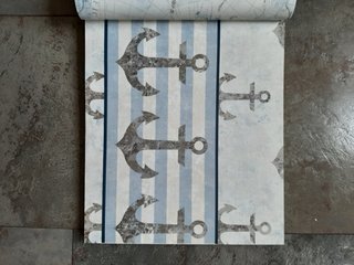 Catálogo de papel pintado de tienda de decoración.