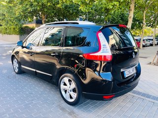 Renault Grand Scenic 2013