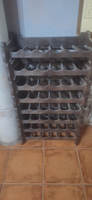 8 Botelleros de plástico