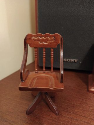 Escritorio miniatura casa de muñecas