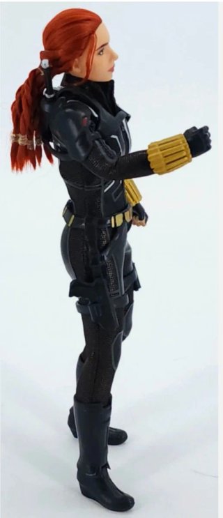 MUÑECA Edición Especial Viuda Negra Black Widow