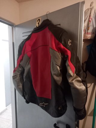 Chaqueta Moto Alpinestars Roja y Negra talla 54