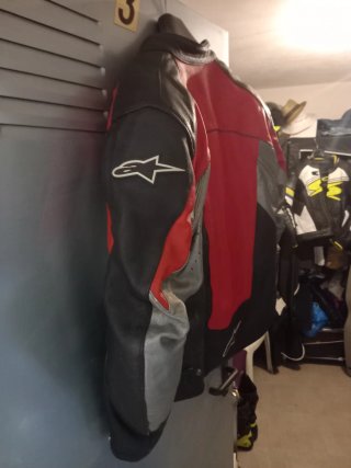 Chaqueta Moto Alpinestars Roja y Negra talla 54