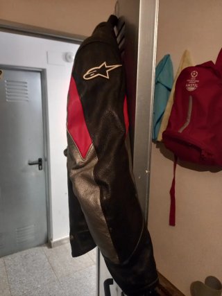Chaqueta Moto Alpinestars Roja y Negra talla 54