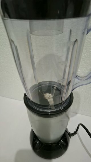 Batidora HE 200W 1L + 4 Vasos