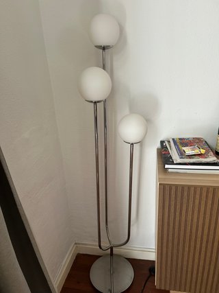 Lámpara de pie IKEA SIMRISHAMN - cromada 3 globos