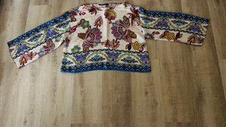 Camisa floral manga comprida feminina