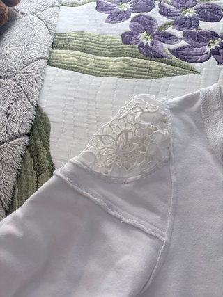 Jersey Scalpers blanco con encaje