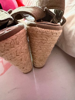 Sandalias cuña beige/marrón talla 40