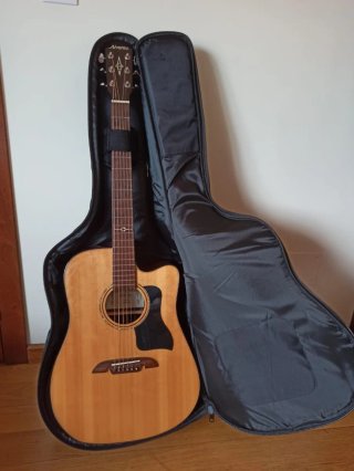 Guitarra Electroacústica Alvarez ADE90CEAR