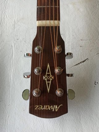 Guitarra Electroacústica Alvarez ADE90CEAR