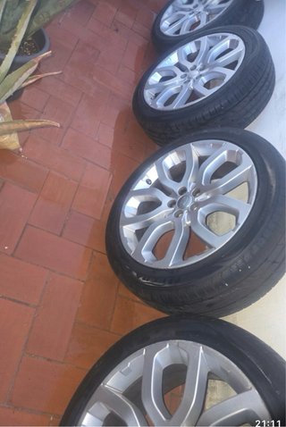 Llantas Range Rover Evoque Rin 20 Semi nuevo