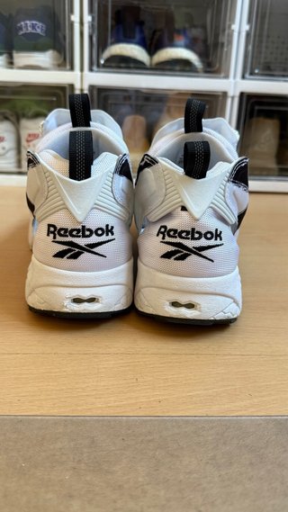 Reebok Instapump Fury Blancas y Negras