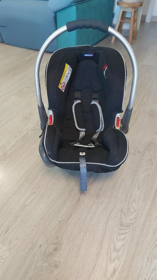 Pack de coche  Infantil Klippan Dinofix + Triofix