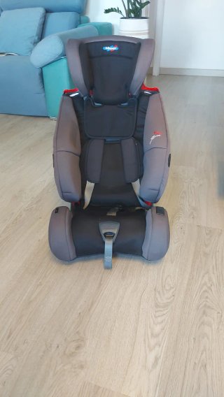 Pack de coche  Infantil Klippan Dinofix + Triofix