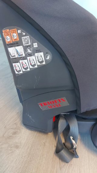 Pack de coche  Infantil Klippan Dinofix + Triofix