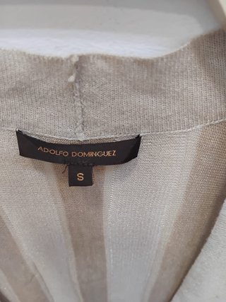 Conjunto de dos piezas beige y marrón
