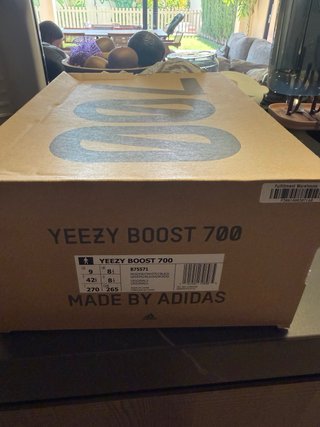 Adidas Yeezy Boost 700 Gris/Verde Azulado