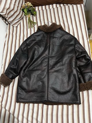 Chaqueta efecto piel forrada M