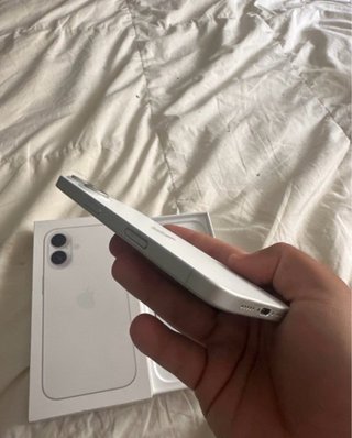 iPhone 16 COMO NUEVO!