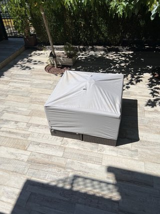 Mesa terraza y 4 sillones + 4 taburetes