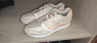 Zapatillas Reebok Beige y Rosa