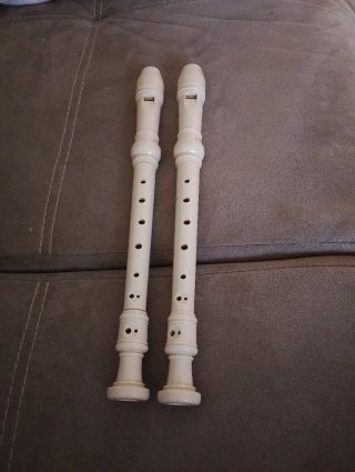 2 Flautas dulces blancas
