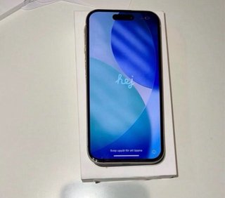 iPhone 15 Amarillo Pastel