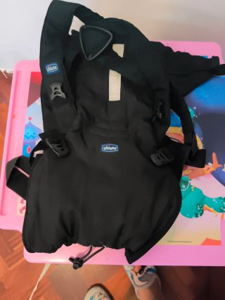 Canguro Chicco para recién nacidos