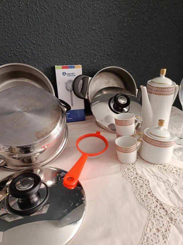 Lote Cocina: Cazuelas, Copas y Más