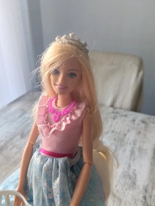 Barbie con caballo sonido y movimiento