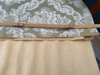Rollo papel pared vintage relieve beige y gris